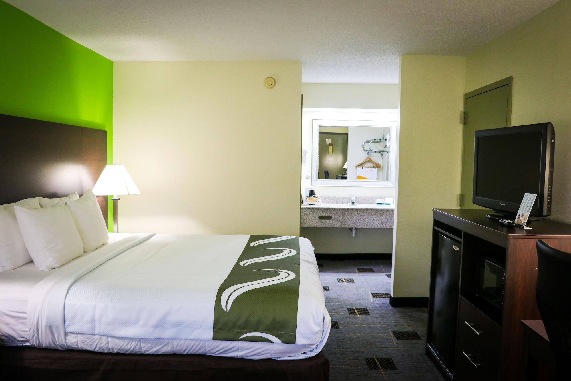 Quality Inn Клівленд Екстер'єр фото