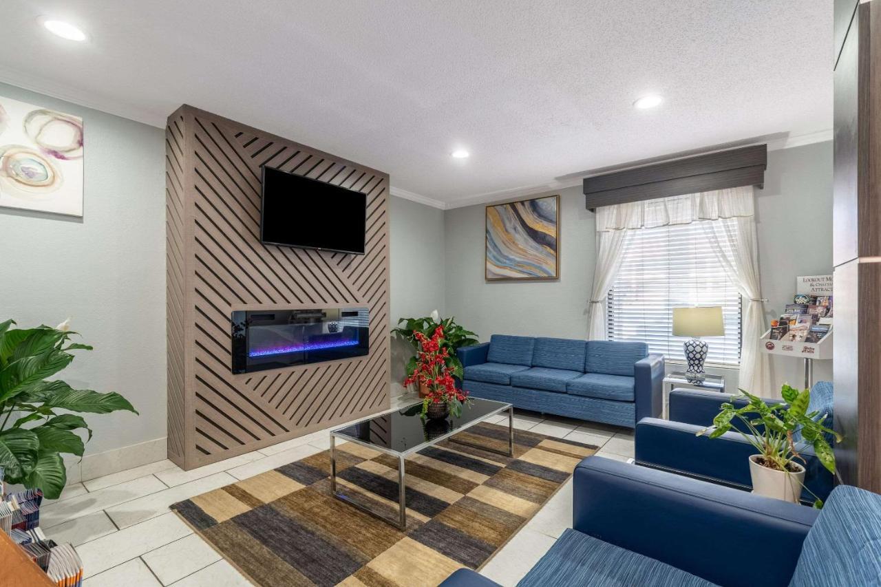 Quality Inn Клівленд Екстер'єр фото