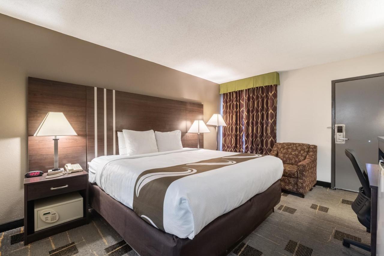Quality Inn Клівленд Екстер'єр фото