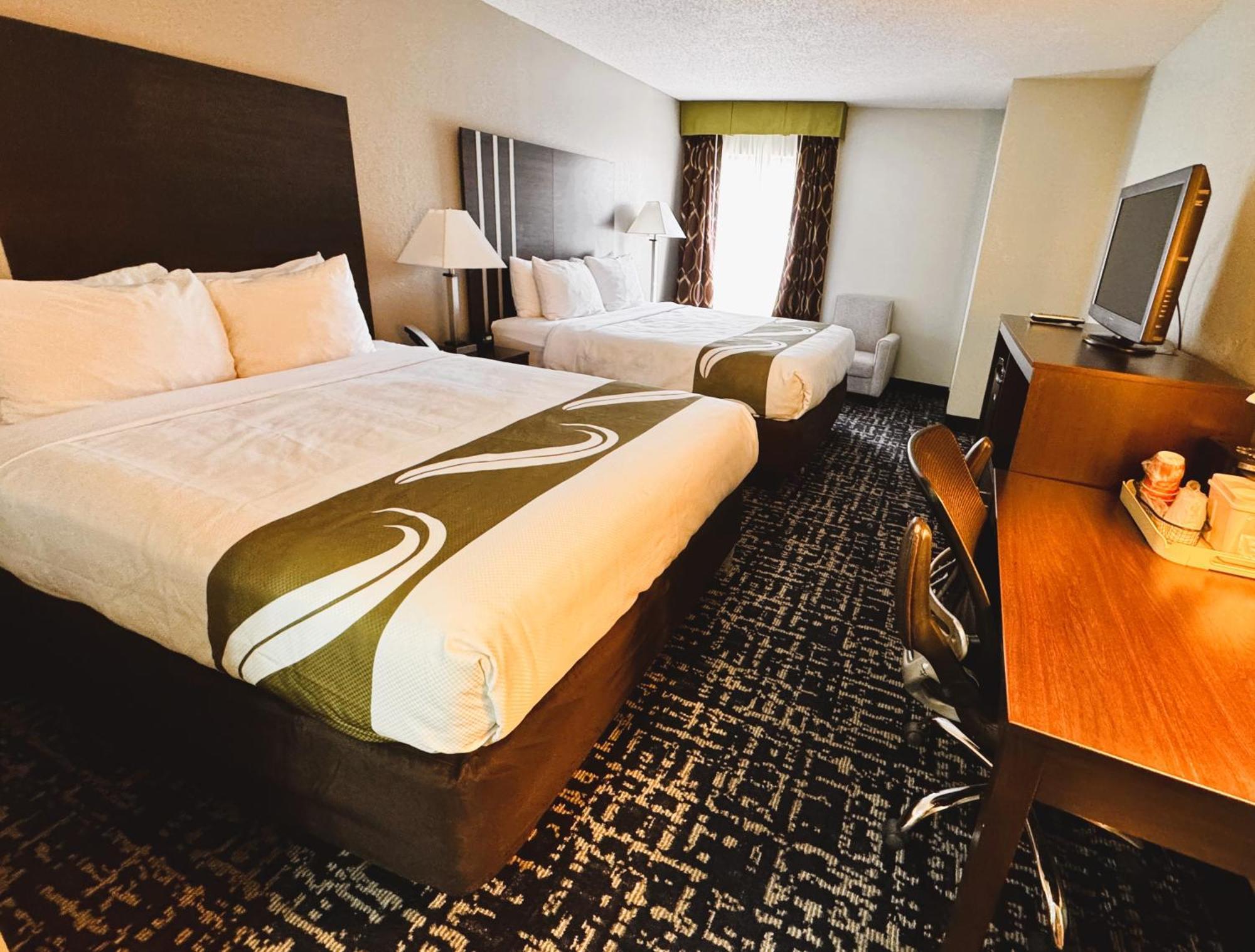 Quality Inn Клівленд Екстер'єр фото