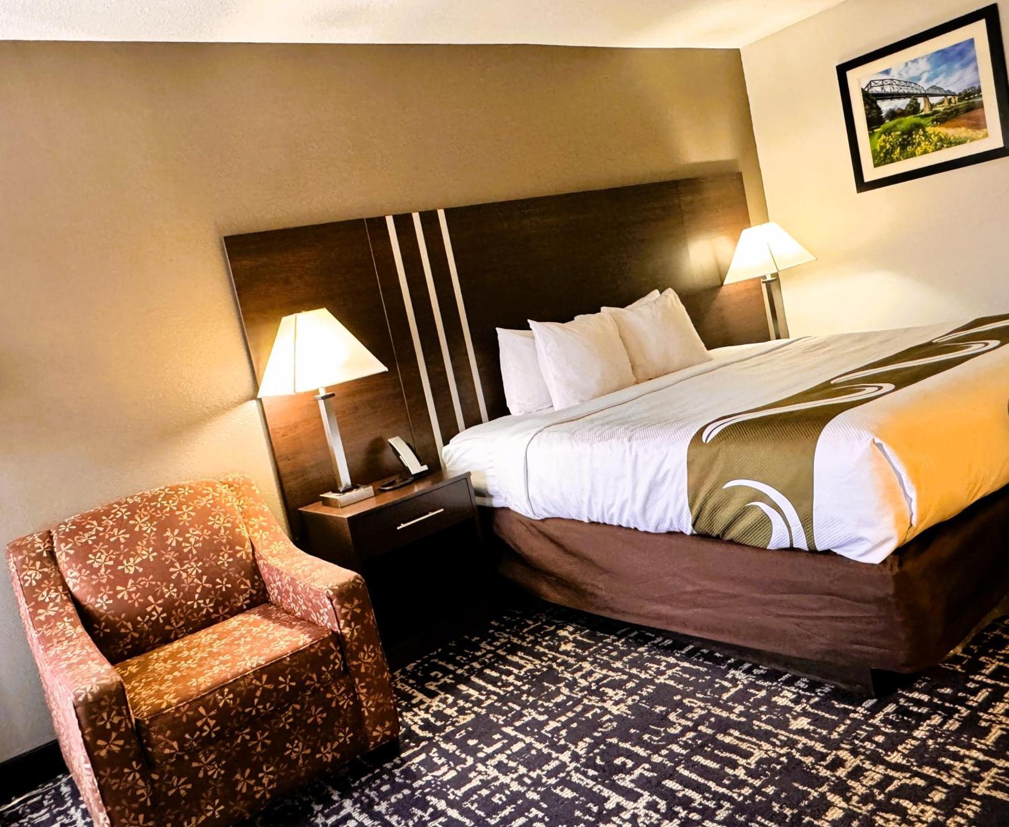 Quality Inn Клівленд Екстер'єр фото